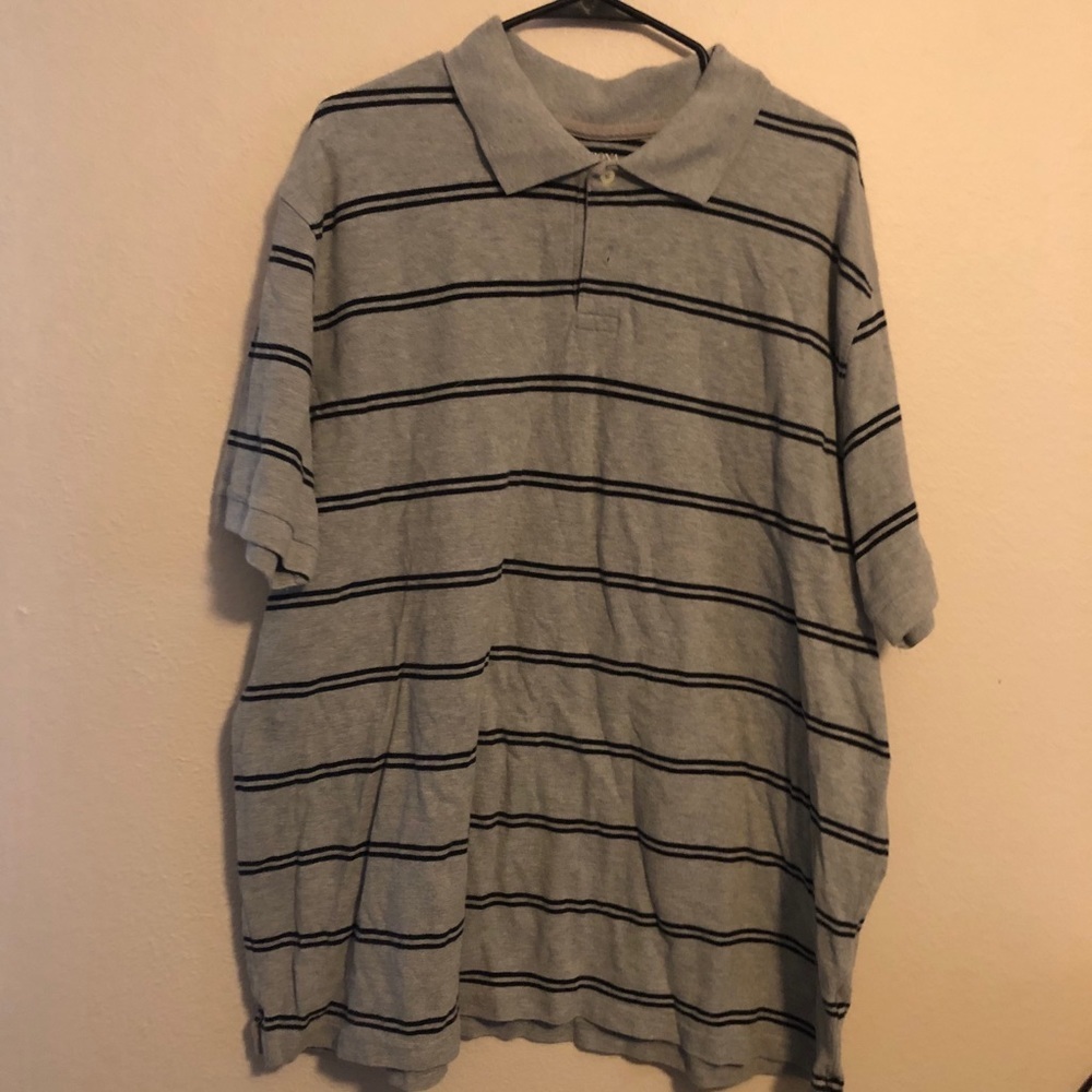 COPY - Merona Gray Shirt Sleeve 1/4 Button down S…
